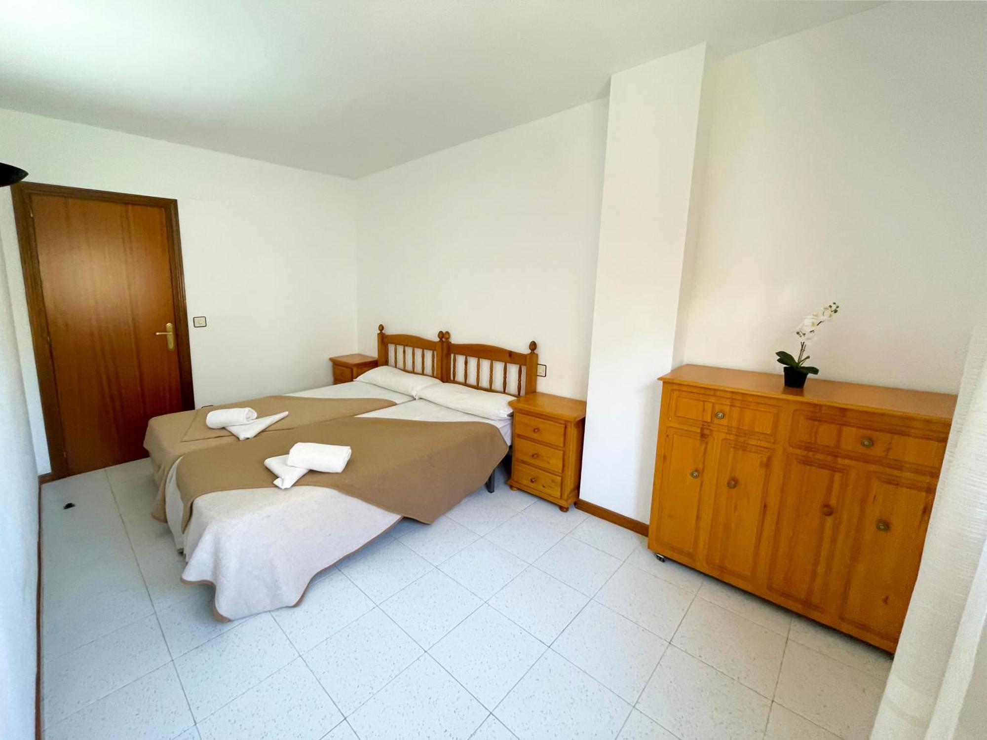 Apartment Ciudadela 3000 *